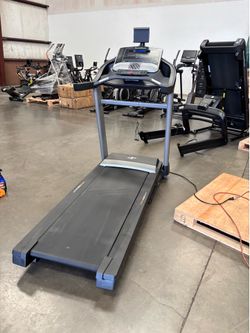 Nordictrack C960i Treadmill with bluetooth incline and 12%