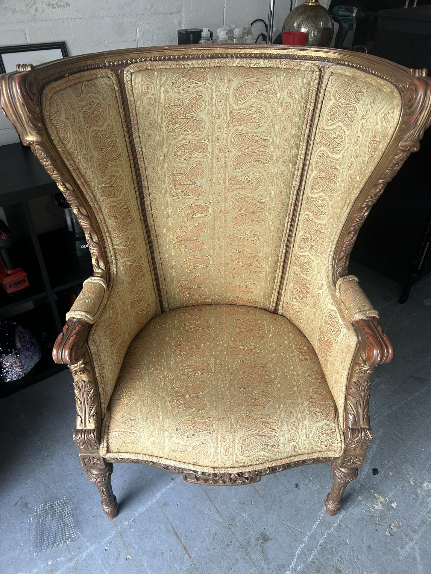 Mid Century Chair In Very Good Condition