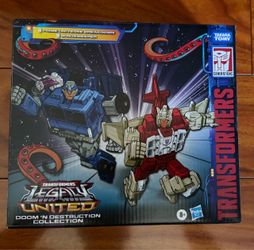 Transformers Legacy United Doom 'N Destruction Collection