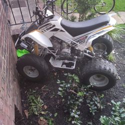 4wheeler 125cc 4sale 400 As Is You Have To Push Start  Needs Ignition  Run N Rides Good  It's A Fair Price Call Me 8. 5. 6. 2. 5. 4.   7. 2. 5. 8. 
