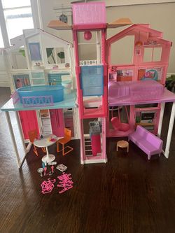 Barbie House