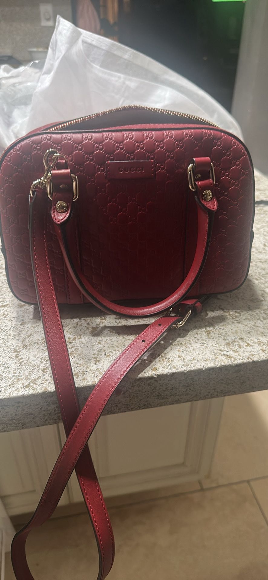 Red Handbag With Strap Gucci, authentic