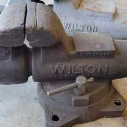 Old Wilton Vises