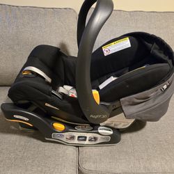 Baby Car Seat.  Chicco Keyfit30