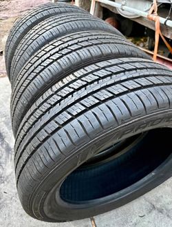 225/55r18 Yokohama Tires Cón 80% De Vida Las 4 