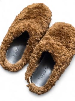 Marni Slides