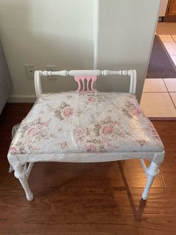 Vintage White Vanity Bench / Stool with Floral Cushion – 25"x21.5"