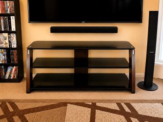 Entertainment Center / TV Stand