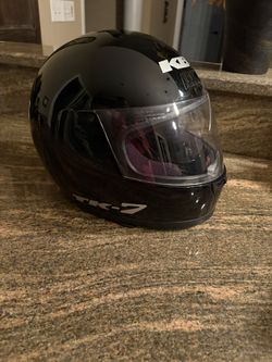KBC-TK7 Helmet. Size Large. Great condition. D.O.