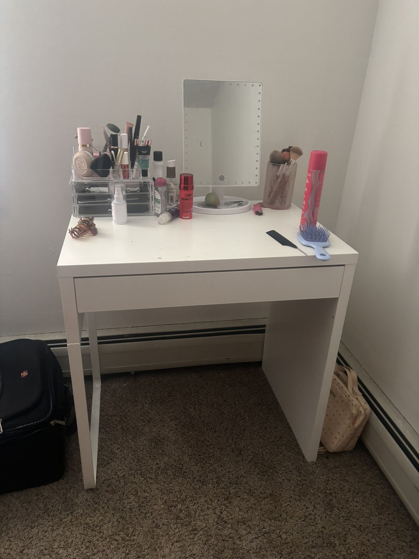 White ikea Desk
