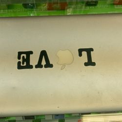 Apple MacBook a1278 Mid 2009 - For Parts | Repair - Negotiable Price + Need Gone ASAP ! 