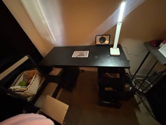 Nail desk with chair