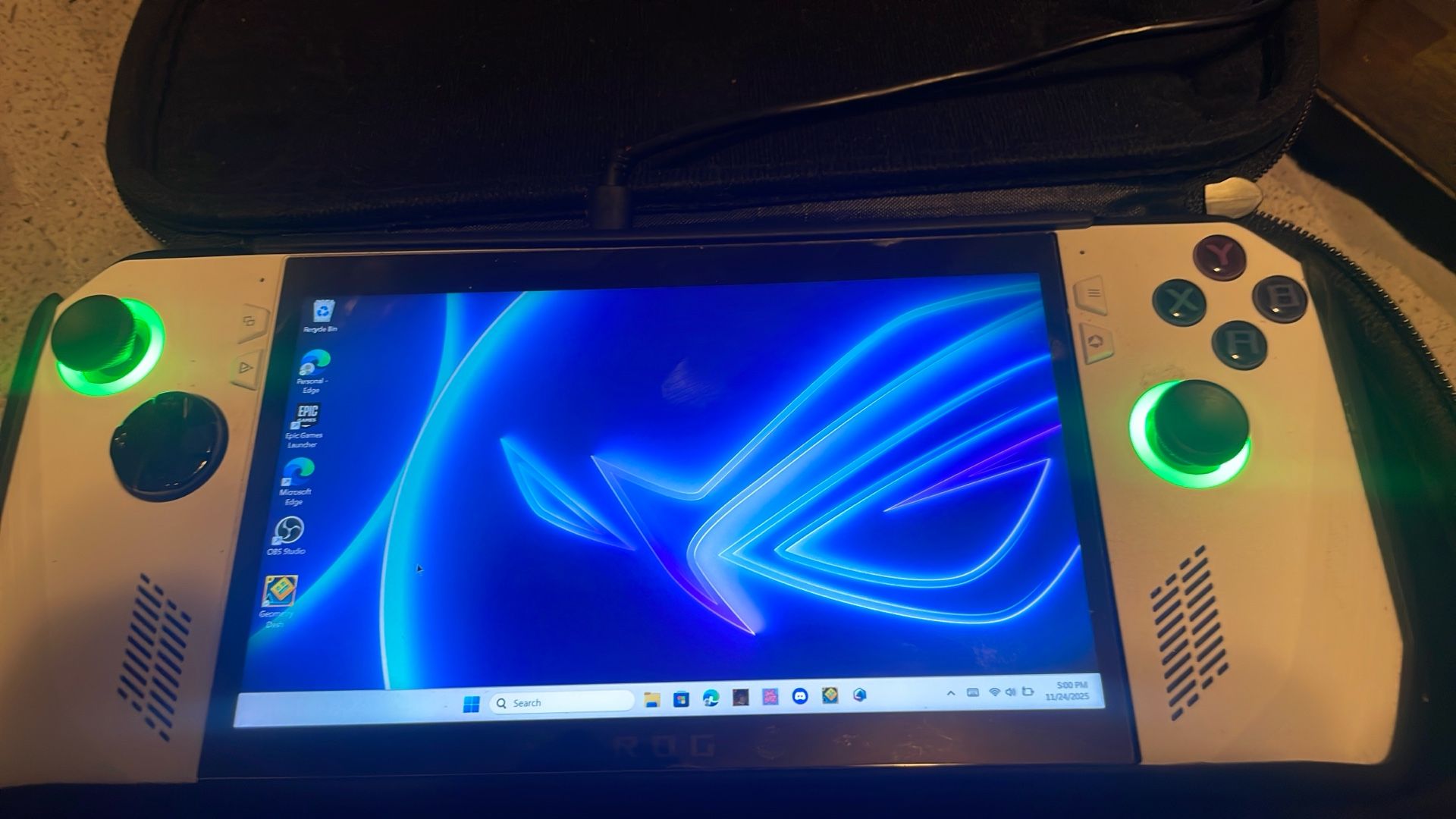 Rog ally PC handheld