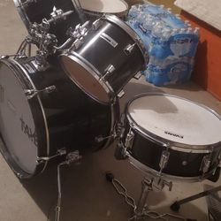 Drum Set 