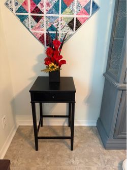 Black Side Table