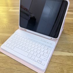 Pink iPad 10th Generation (10.9”) + Keyboard Case – Excellent Condition