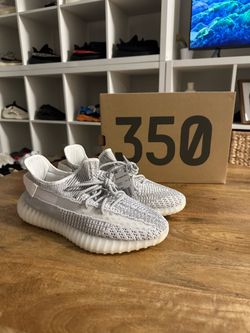 Yeezy 350v2 static size 10 Deadstock