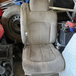 Passenger Seat 00 Silverado 