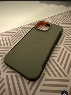 uag civilian iphone 16 pro max  green