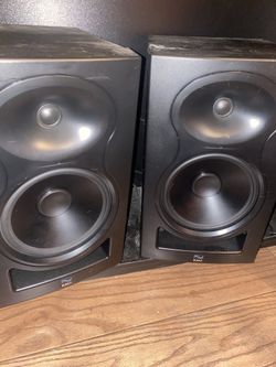 Speakers 