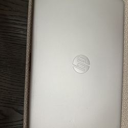 HP - 15.6" Touch-Screen Laptop 