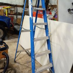 Keller 6 foot fiberglass ladder