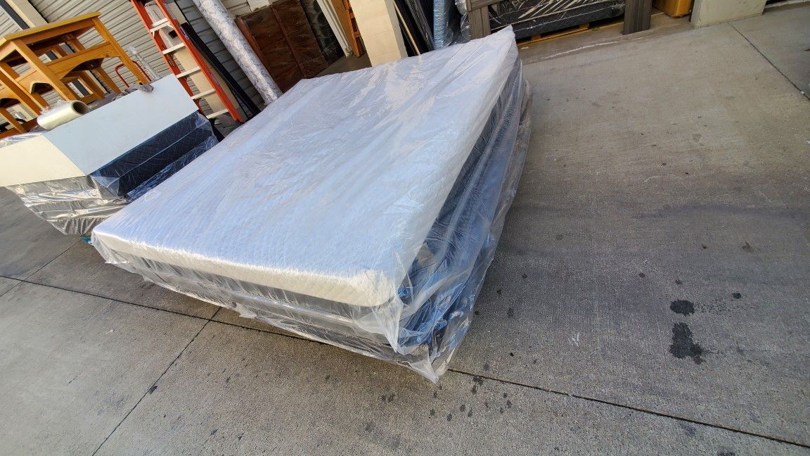 Mattress Memory Foam 12 Inches High Cal King And Eastern King Beauty Rest