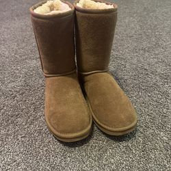 Bearpaw Boots 
