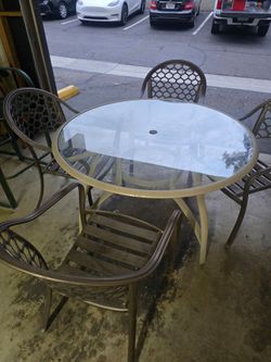 Patio set table and chairs