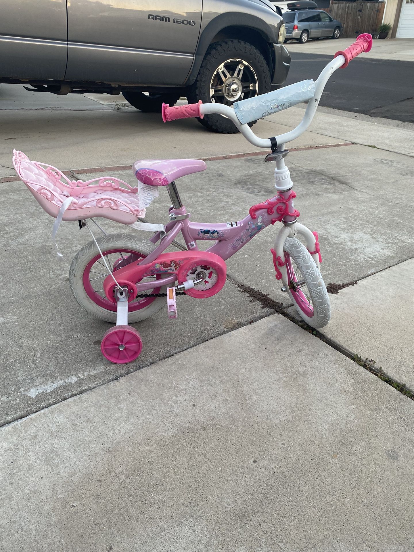 Girls bicycle 