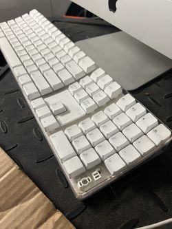iMac 27 “ Wireless Keyboard Corded Mouse
