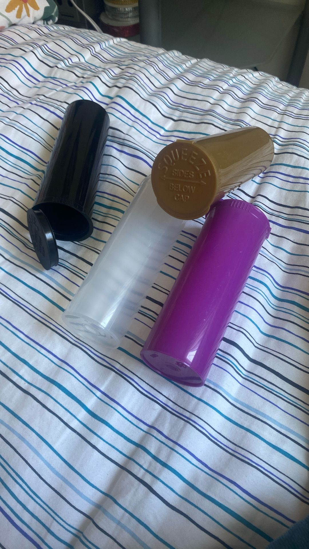 Assorted Plastic Containers 5x2.