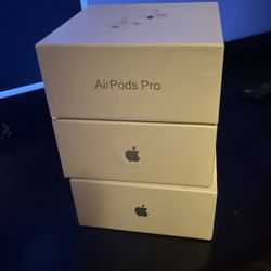 3 Pair Of Apple AirPods 2nd Gen 