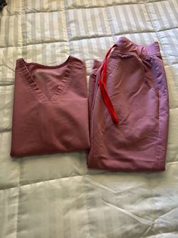FIGS Scrub Set Top and Pants