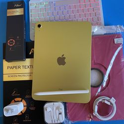 256gb Apple IPad 10th Generation (10.9” Liquid Retina / 2022 Model) with pen, keyboard, case & Accessories (warranty 11/2025)