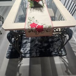 Dining Table With 4 Chairs 