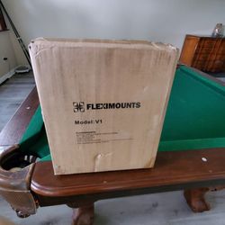 Universal Wall Mount For 32 Inch And Lower