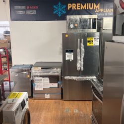 BOSH SET REFRIGERATOR 36” FRENCH DOOR STOVE 30” MICROWAVE 30” DISHWASHER 24”