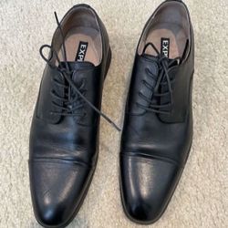 Men’s Dress Shoes In Black Size 11