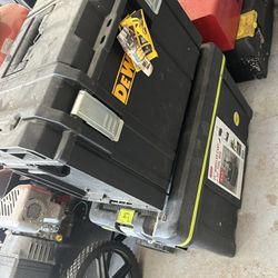 Tool boxes 