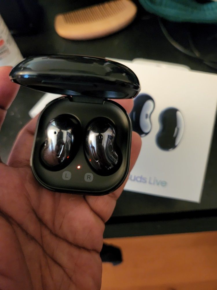 Galaxy Buds Live Brand New