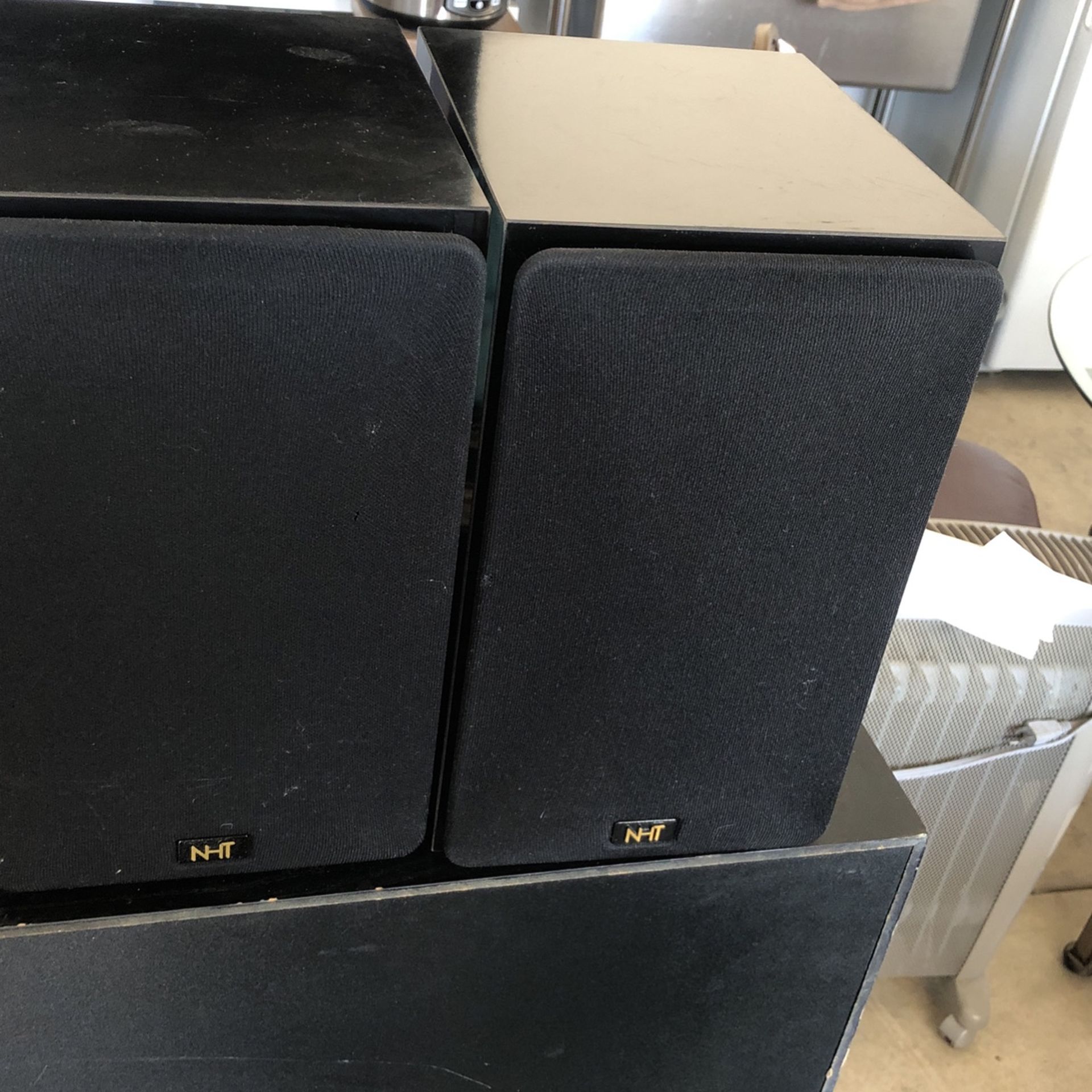 NHT Speakers Model SuperOne 2X Pair In Great Working Order Bose Jbl Mackies Marantz 