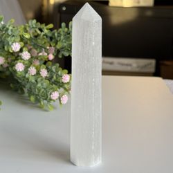 Selenite Tower