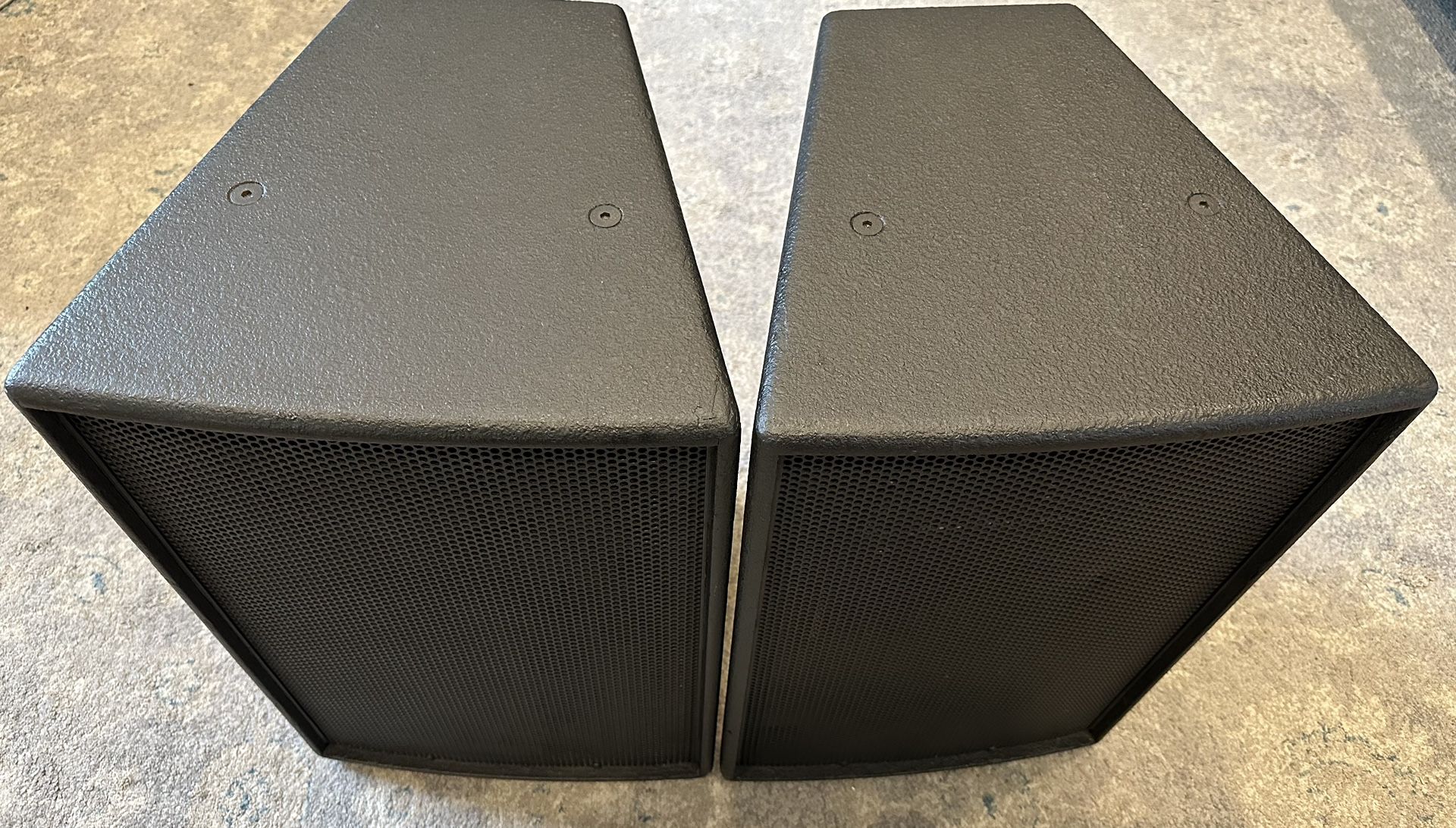 EAW FR129z 2-Way Speakers 