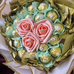 Valentine Flower bouquet ferrero rocher  
