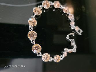 Beautiful Costume/Fashion Bracelet