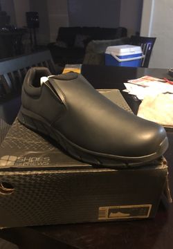 Work shoes size 12