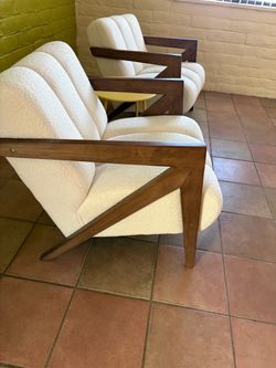 Mid-Century Modern Boucle Accent Chairs – Set of 2