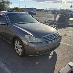 Infiniti M35