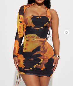Fashion nova dress (medium)